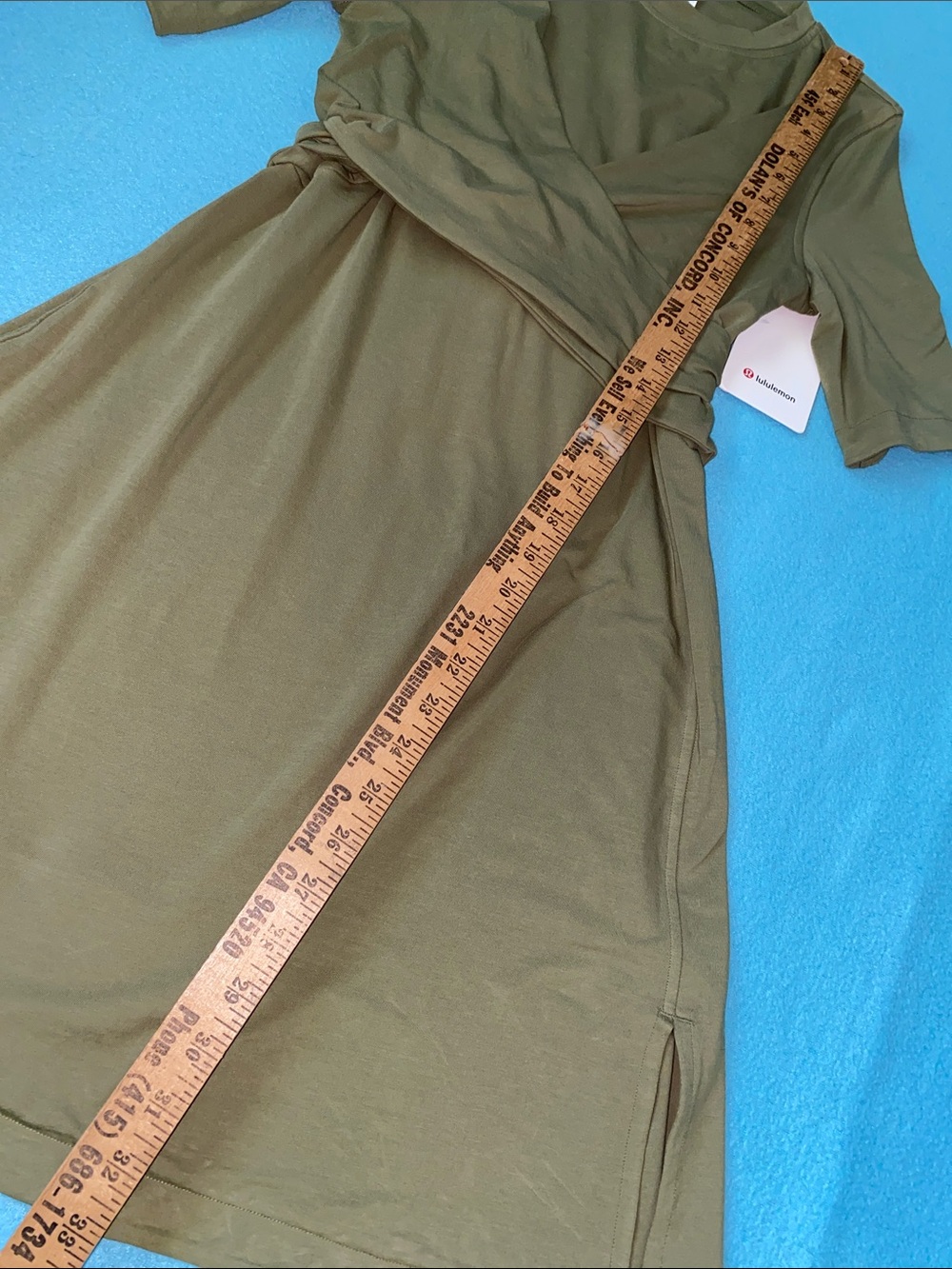 LULULEMON ATHLETICA dress olive green short sleeve faux wrap top midi NEW size 2 - Picture 10 of 12